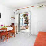 Appartement By The Sea Rastici, Ciovo - 11723