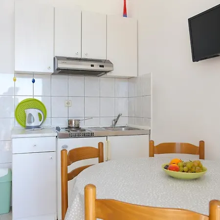 Apartment Apartments By The Sea Rastici, Ciovo - 11723 *